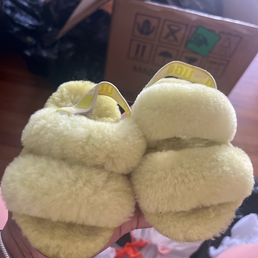 Fur Ugg sandals